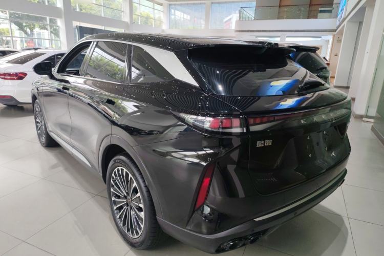 Used EXEED Stellar 2023 400T Two-Wheel Drive Comfort Flyfish Edition