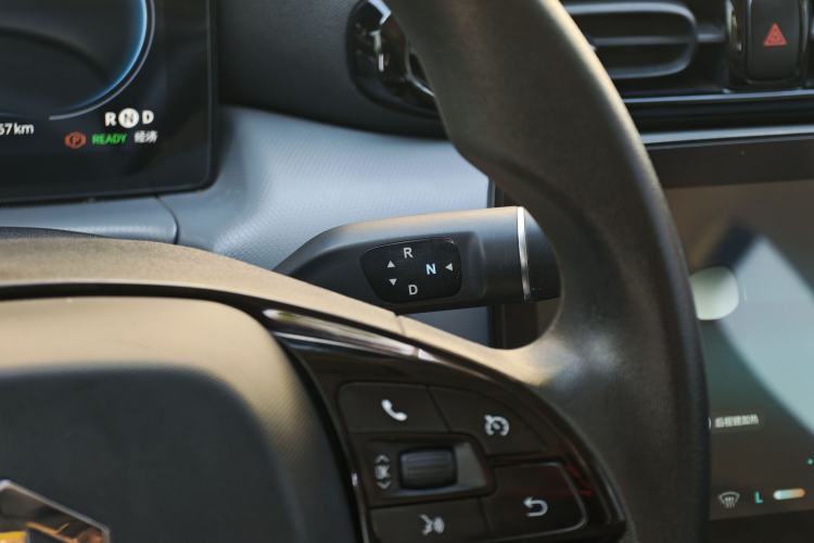 Used Leapmotor T03 2021 400 Comfort Edition Gear Lever