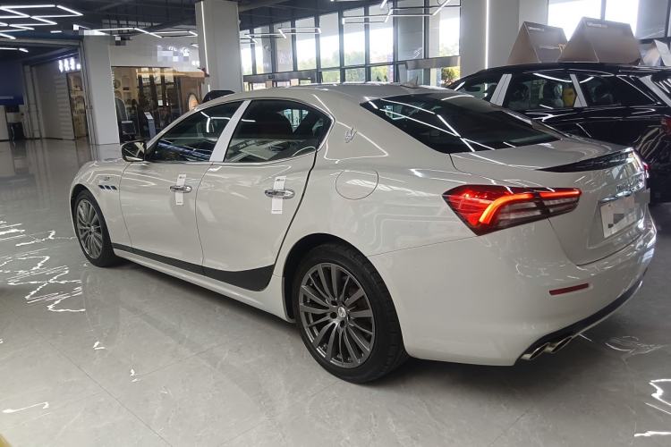 Used Maserati Ghibli 2022 2.0T GT Sharp Edition