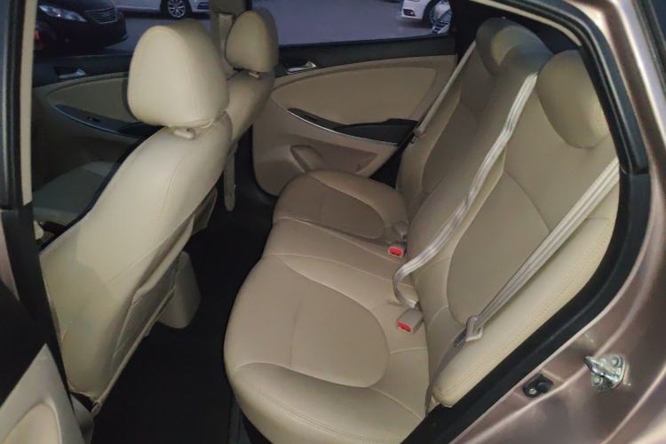 Used Hyundai Verna (older generation) 2014 1.4L Manual Smart GLS Trim
