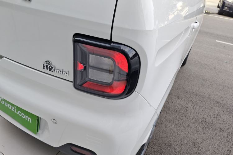 Used Geely Galaxy Panda 2024 Panda Mini 200km Endurance Bear
