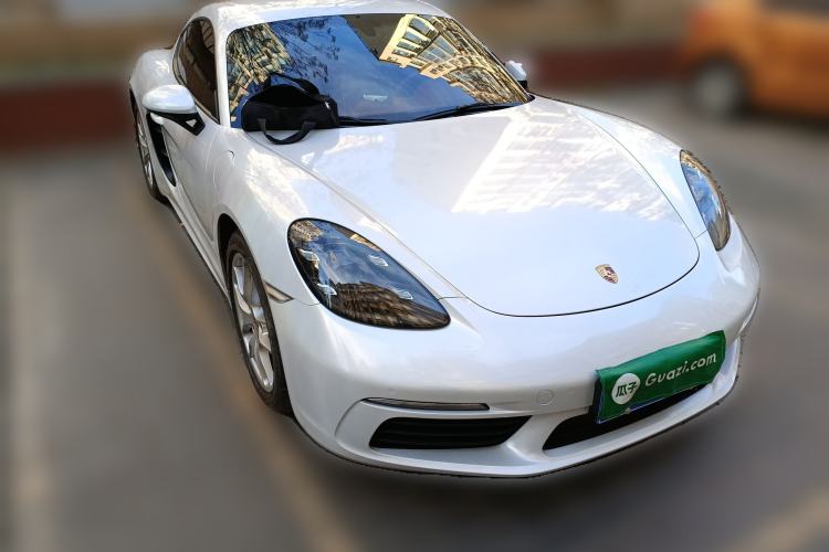 Used Porsche 718 2016 Cayman 2.0T
