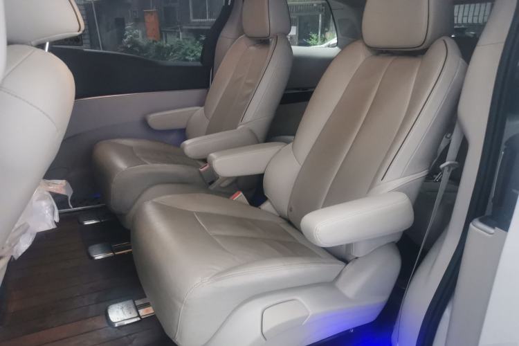 Used Buick GL8 2021 Land Cruiser Executive Class 652T Luxury Model
