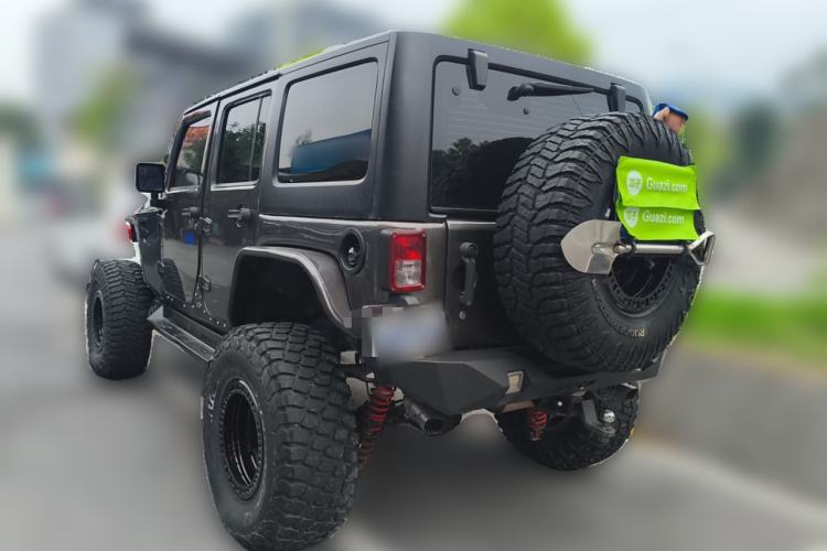 Used Jeep Wrangler 2012 3.6L Sahara Four-Door Edition