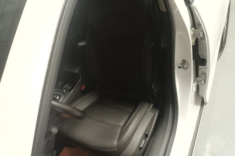 Used Chevrolet Malibu 2018 530T Automatic Luxury Edition Left Front Seat