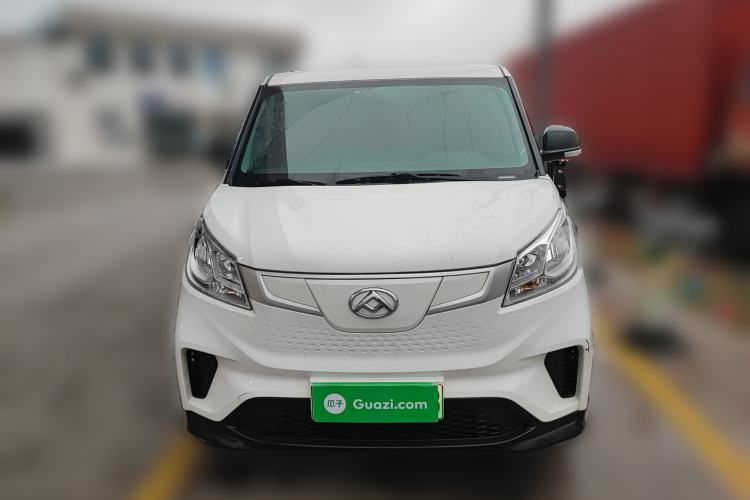 Used SAIC MAXUS EV30 2023 Pure-Electric Smart Logistics Expert with Long Wheelbase—Equipped with CATL Power Battery
