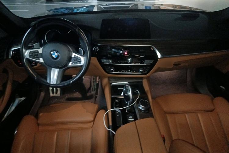 Used BMW 5 Series 2018 530i M Sport Package
