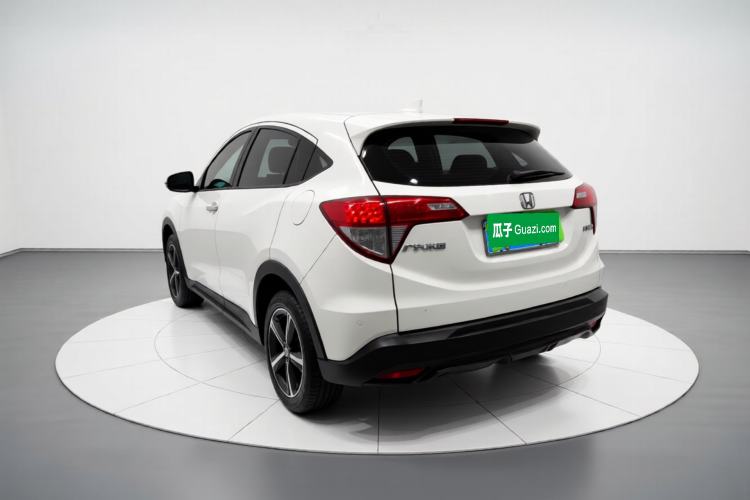 Used Honda Vezel 2020 1.5L CVT Pioneer Edition

