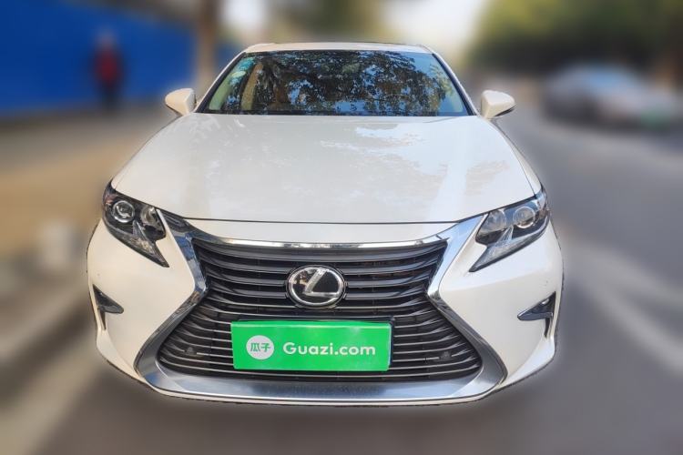 Used Lexus ES 2015 200 Elite Edition

