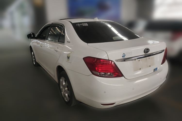 Used BYD e5 2017 300 Prestige Edition