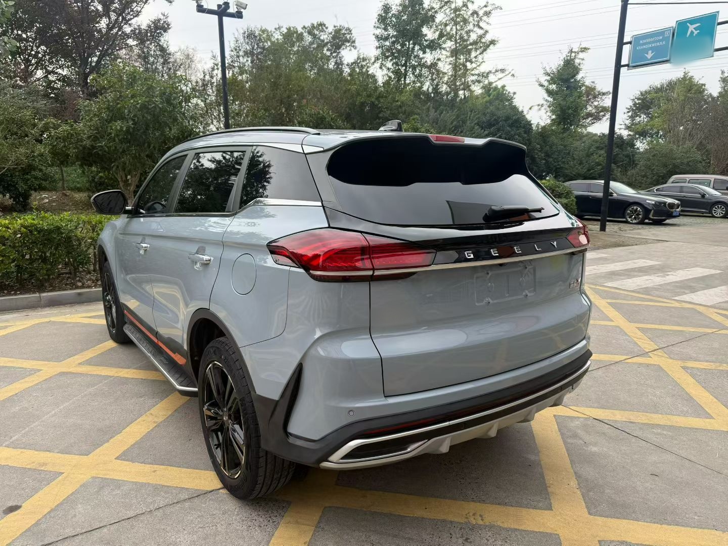 Geely Auto Emgrand X7 Sport 2022 Boyue X 1.8TD DCT ZhiZun Edition — снимка 16