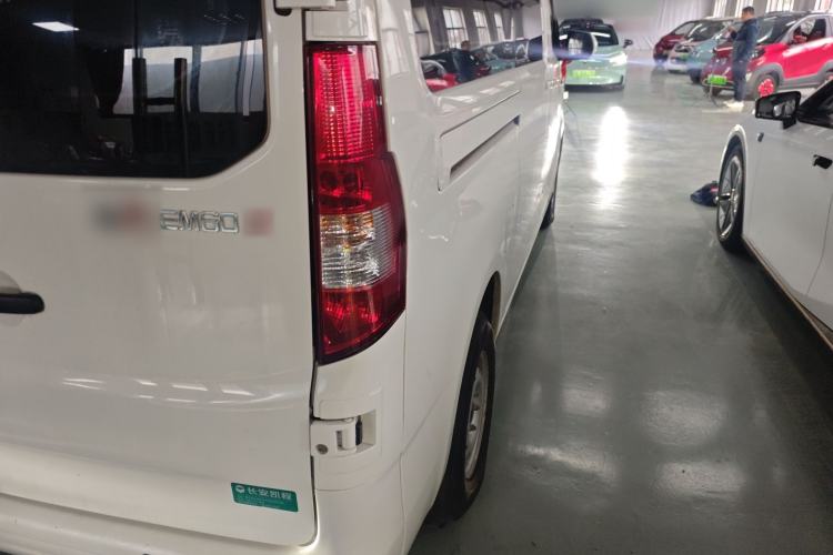Used CHANGAN KAICHENG Ruixing EM60 2025 Passenger Version Comfort Edition 6 Seats 300 km Range Side-Hinged Doors Right Rear Taillight