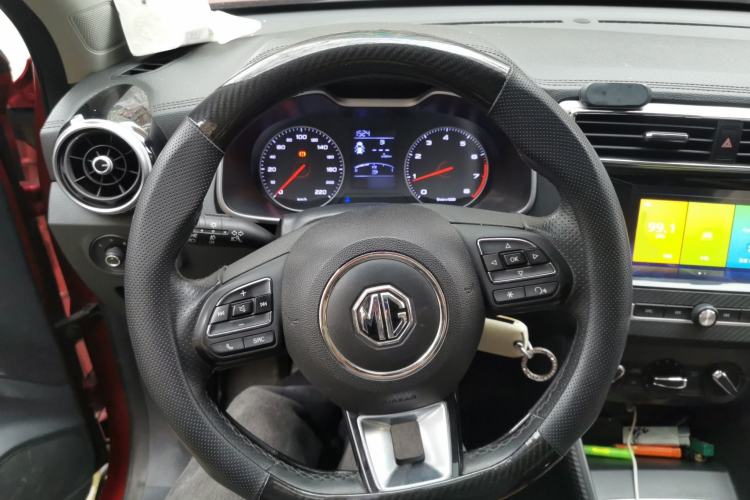 Used MG ZS 2017 1.5L Manual Deluxe Internet Edition
