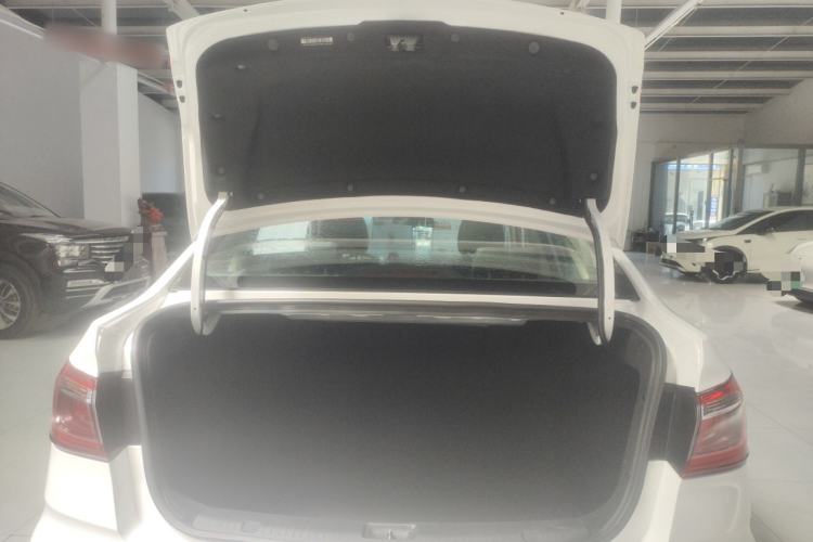 Used CHANGAN Eado DT 2018 1.6L Manual Smart Enjoyment Model Trunk