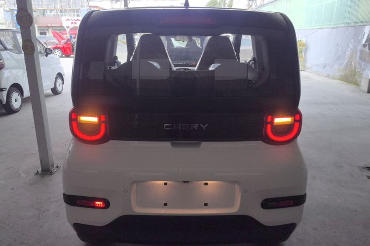 Used Chery QQ Ice Cream 2024 Edition Youth Version 205km Sundae Rear