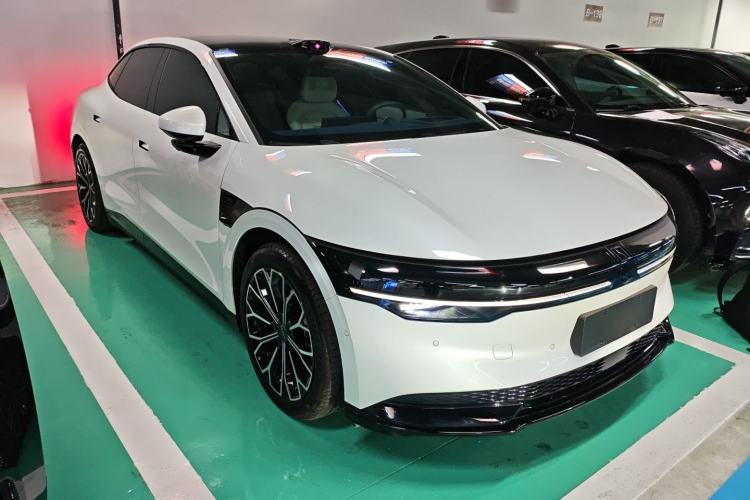 Used Zeekr 007 2025 Rear-Drive Intelligent Driving Version 75 kWh Front Right 45 Deg