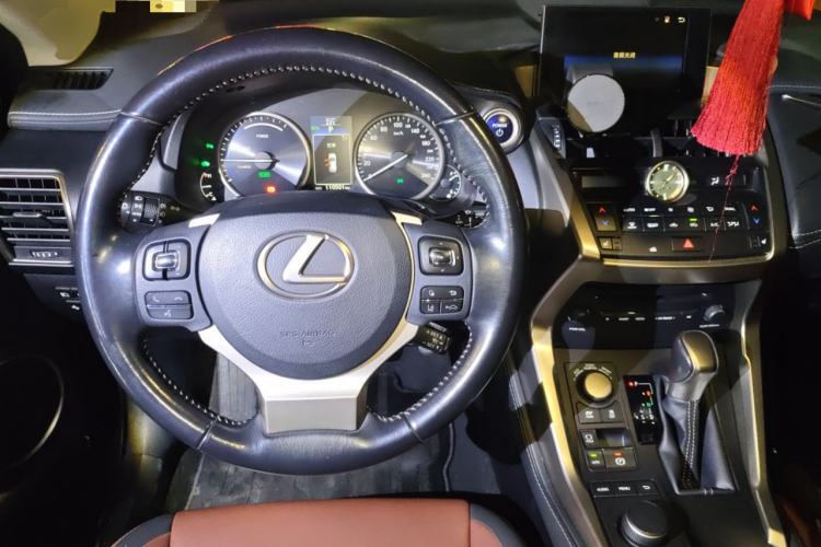 Used Lexus NX 2015 300h All-Wheel-Drive Fēngzhì Edition