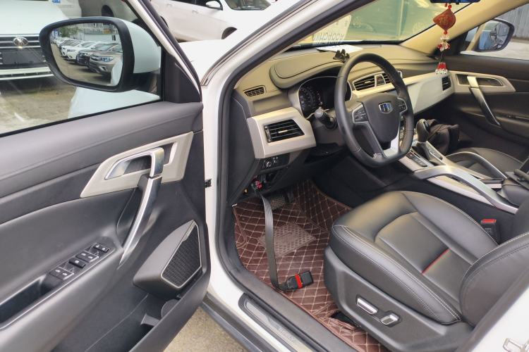 Used Geely Auto Emgrand X7 Sport 2018 1.8TD Automatic Two-Wheel Drive Smart Connect 4G Internet Edition
