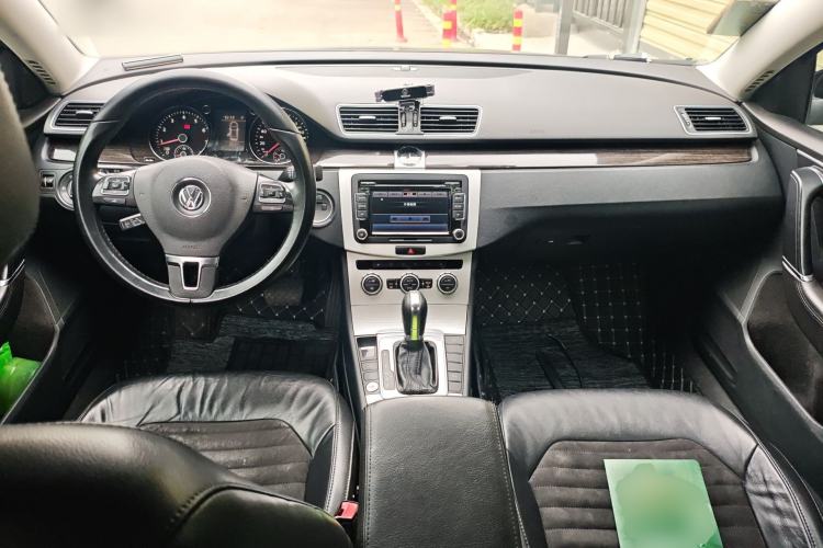 Used Volkswagen Magotan 2012 Facelift 2.0 TSI Prestige Model