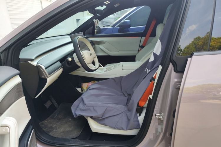 Used ONVO L60 2024 60 kWh Rear-Drive Version Left Front Seat