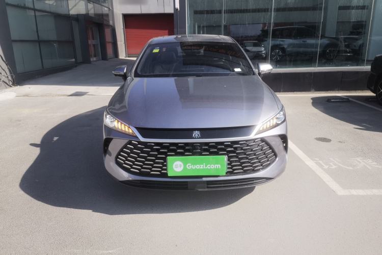 Used BYD Qin PLUS 2025 DM-i Smart Drive 120KM Superior Model