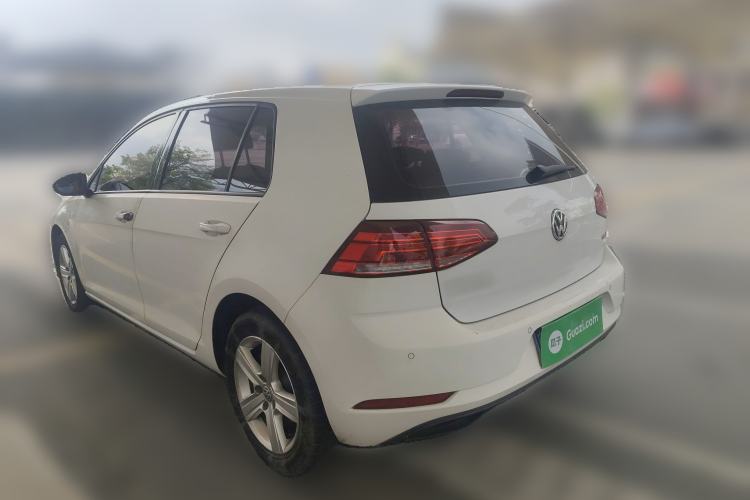 Used Volkswagen Golf 2018 1.6L Automatic Fashion Model
