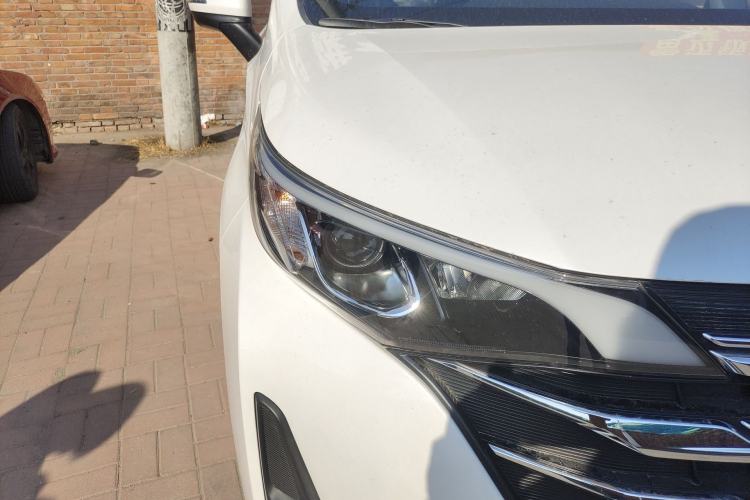 Used GAC Trumpchi M6 2021 270T DCT Luxury Edition (7-seater) Right Front Headlight