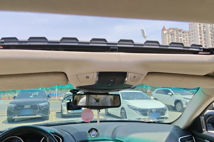 Used Maserati Ghibli 2014 3.0T Standard Edition Headliner