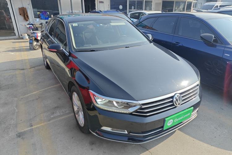 Used Volkswagen Magotan 2019 330TSI DSG Luxury Model China V Standard Exterior 1