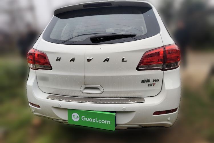 Used Haval H6 2016 Upgraded Model 1.5T Manual Two-Wheel Drive Value Edition