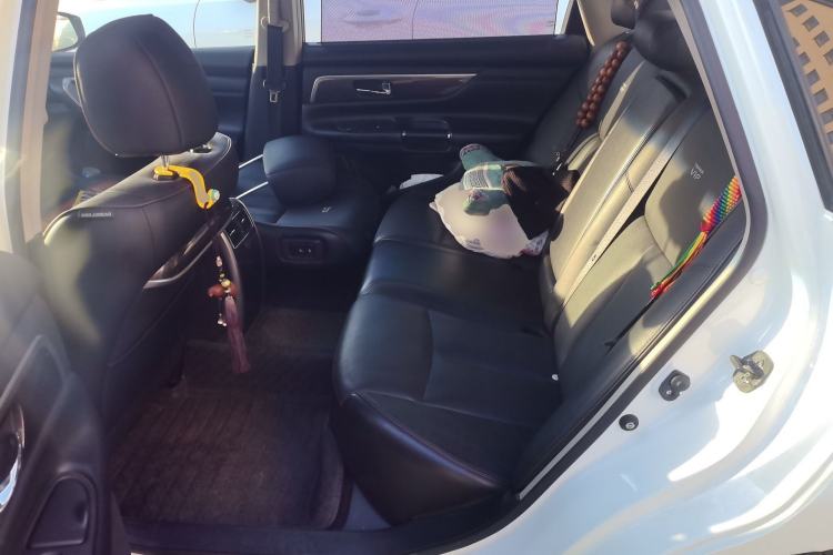 Used Nissan Teana 2014 Duke 2.5L XV Deluxe Edition Left Rear Seat