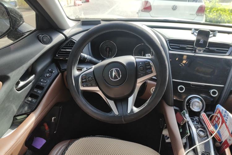 Used Acura CDX 2019 1.5T Two-Wheel Drive Deluxe Edition