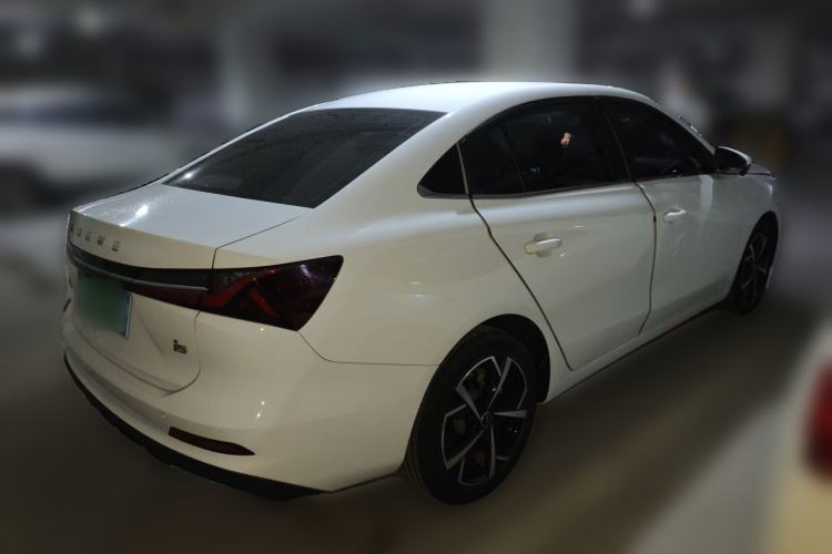 Used Roewe i5 2023 1.5L CVT Luxury Edition Rear Right 45 Deg