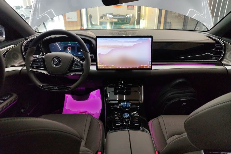 Used BYD Han 2024 EV Glory Edition 506KM Front-Wheel-Drive Premium Model Center Console