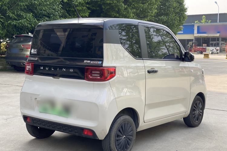 Used Wuling Hongguang MINIEV 2022 Macaron Premium Model – Lithium Iron Phosphate