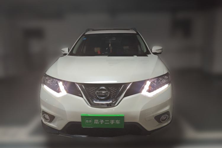 Used Nissan X-Trail 2015 2.0L CVT Comfort MAX Edition 2WD