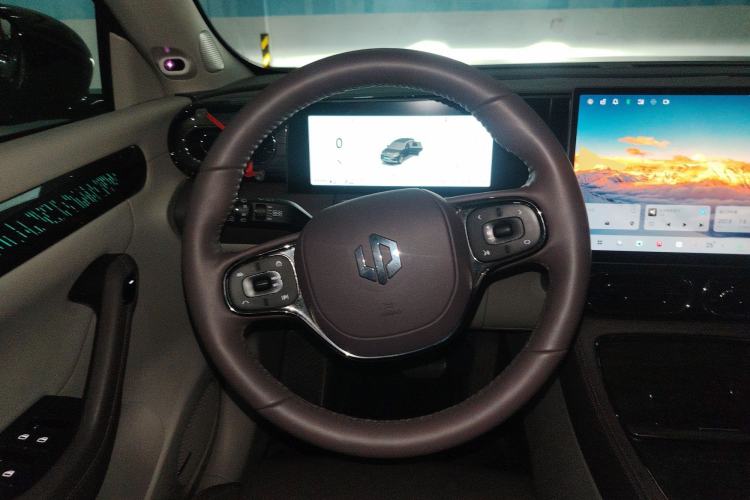 Used Leapmotor C11 2024 Range-Extended 300 Luxury Edition