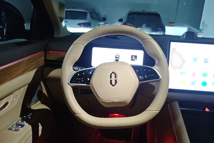 Used Hima AITO M7 2024 1.5T Rear-Drive Plus Version 5 Seats
