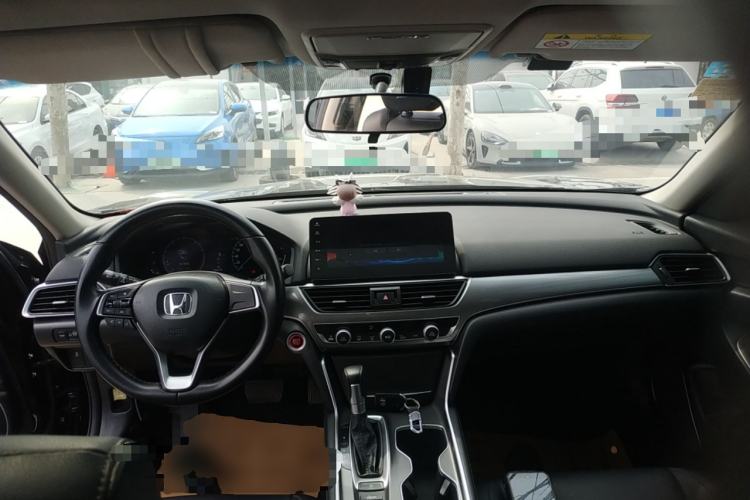 Used Honda Accord 2022 260TURBO Luxury Edition Center Console