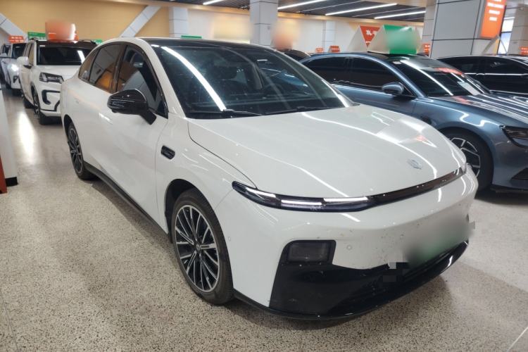 Used Leapmotor B01 2025 650 Enjoyment Edition Front Right 45 Deg