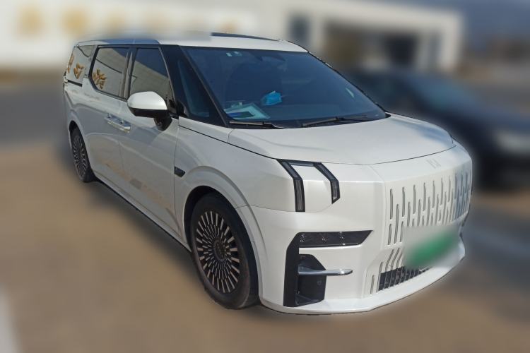 Used Zeekr 009 2022 WE Edition Exterior 2