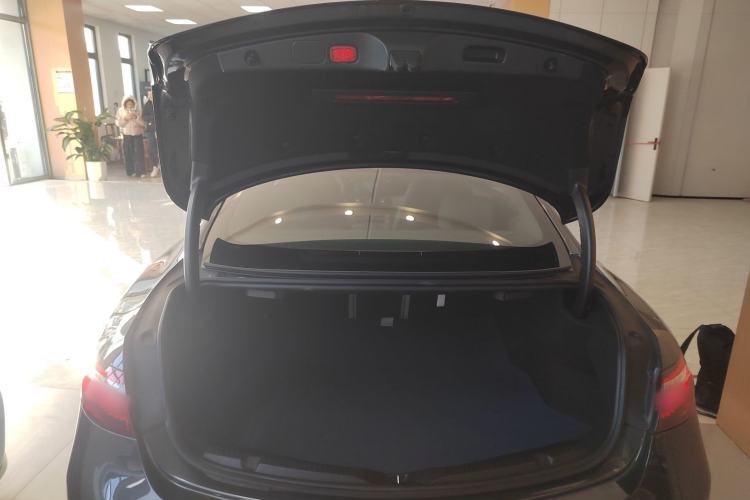 Used Mercedes-Benz E-Class (Import) 2023-Year Restyled E 260 Coupe
