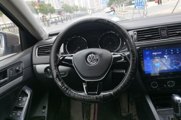 Used Volkswagen Sagitar 2015 1.6L Automatic Comfort Model