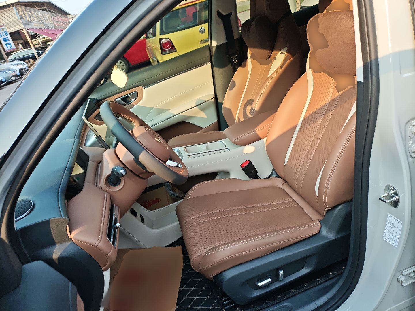 Переднее сиденье в автомобиле