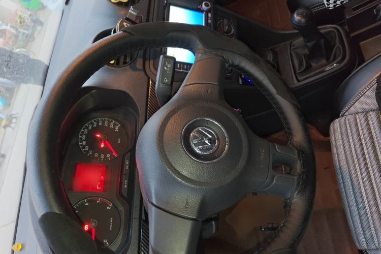 Used Volkswagen Jetta 2013 1.4L Manual Fashion Model