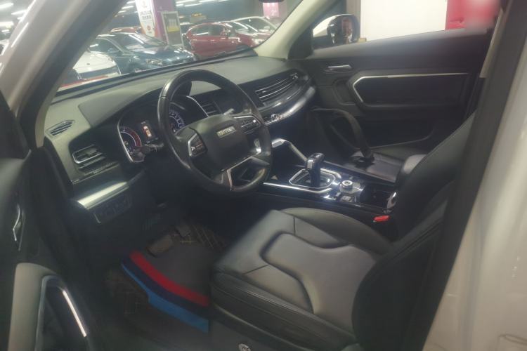 Used Haval H6 2017 Red Label 2.0T Automatic Two-Wheel Drive ZhiShang Model Left Front Seat