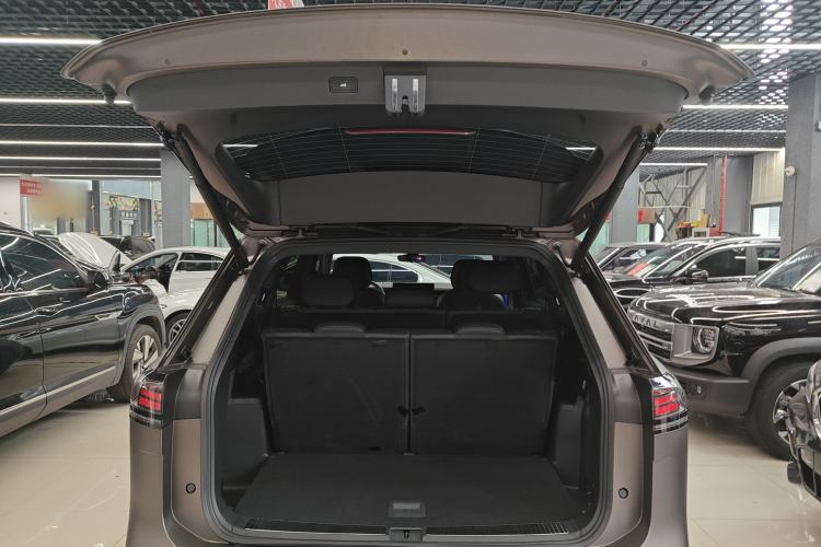 Used Volkswagen Teramont 2025 Tiguan Pro 450TSI Four-Wheel Drive Summit Edition Trunk