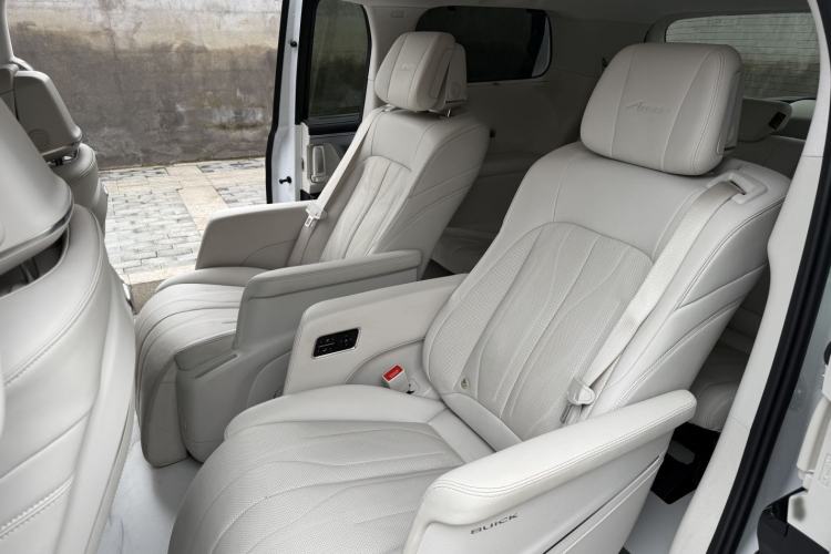 Used Buick GL8 New Energy 2024 Lu Zun Luxury Edition 7-Seater
