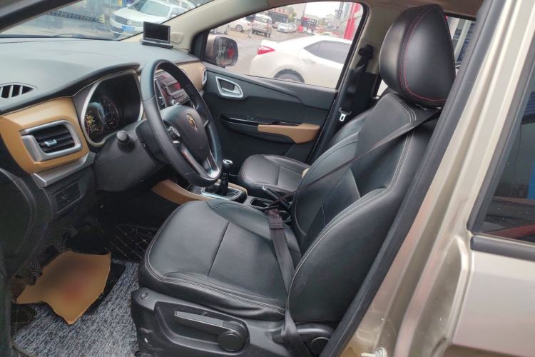 Used Jinbei F50 2017 1.6L Manual Economy Model
