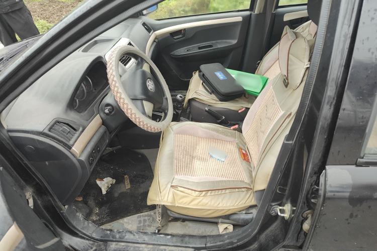 Used FAW Weizhi V5 2014 1.5L Manual Standard Edition Left Front Seat